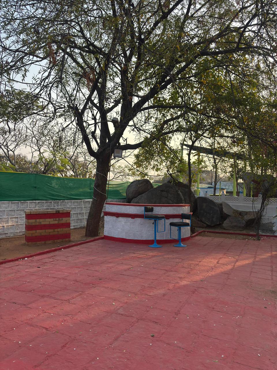 Bar counter setup for group events